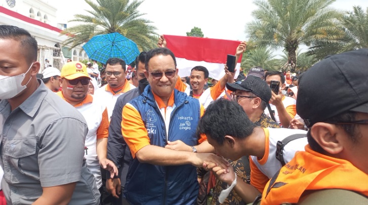 Hadiri Flash Mob Partai Pks Di Al Azhar Jakarta Gubernur Dki Anies