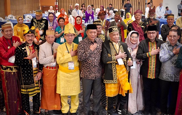 Hadir Menekraf Riefky dan Menteri Fadli Zon, Menkop Ferry Teken MoU dengan FSKN: Pengembangan Ekonomi Kerakyatan Berbasis Budaya